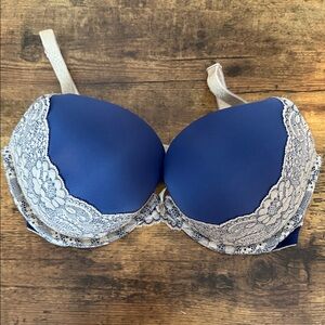 Victoria's Secret Dream Angels Plunge Bra